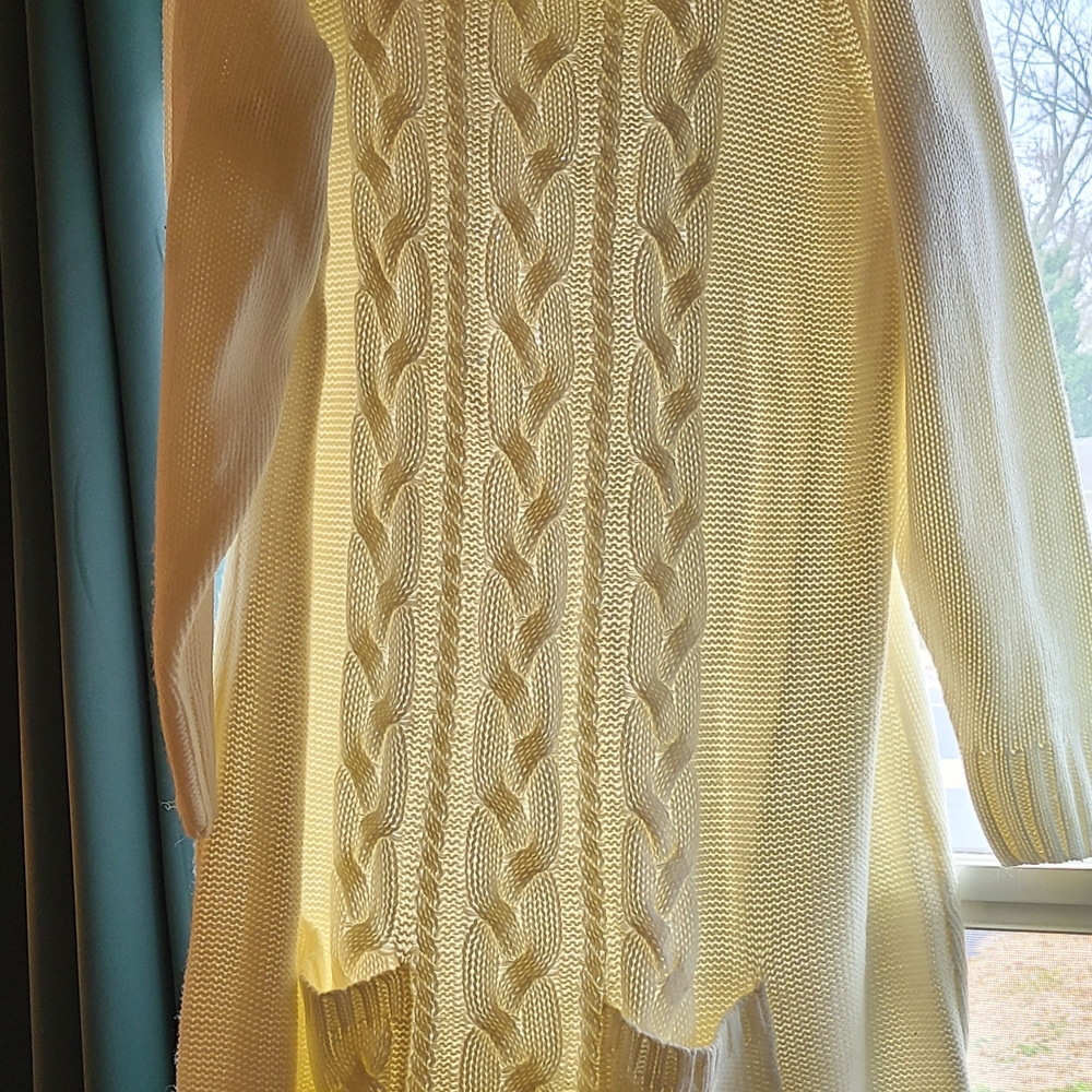 VENUS Cream Cable Knit Cardigan
